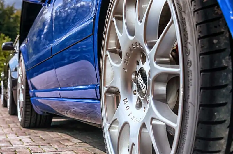 nadmierne zużycie opon